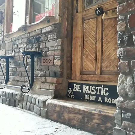 Rent A Room - Be Rustic-2